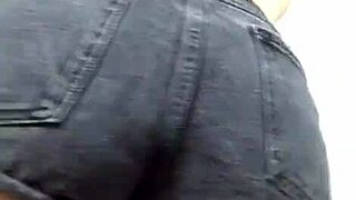 She sent a home video teasing her bubble butt