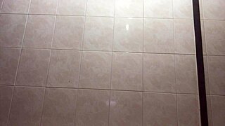 Hidden Camera Catches Sexy Latina Culona in Public Bathroom!  