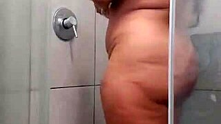 I fuck myself in the shower while home alone