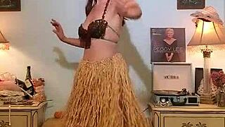 Dainty Rascal Dances With Body Positivity And Confidence