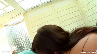 Tina Hunter's solo fingering session in gonzo style on give me pink