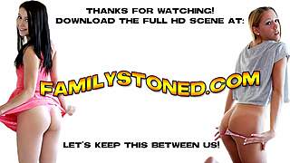 Очух разбија обријану пицу Холи Макс огромним курцем