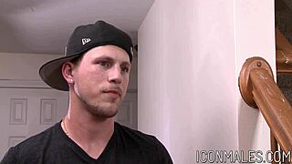 Roman Todd handles Griffin Barrows' big schlong 😏