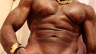 Hallelujah Johnson's big black hairy dick gets worshiped by a cock loving daddy