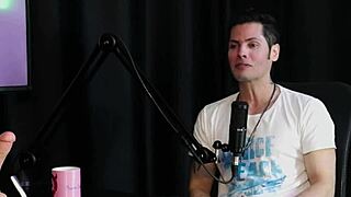 jow jow's elevator fetish experience