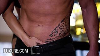 Cassie Del Isla In Sensational Orgy