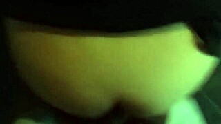 Chava, an amateur, has sex in front of a mirror wearing a black dress.