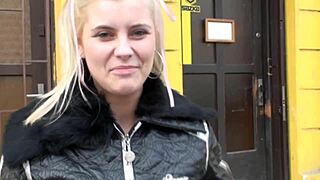 Vrpussyvision Com Blonde Picked Up and Fingered at Home