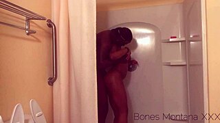 i'm in the silent shower session with blu meree