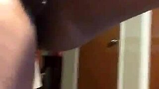 Watch this latina with big ass masturbate her pussy?