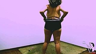 Lays lopes uses sex toys in bbw motel trailer! She gapes her pussy with intense play.