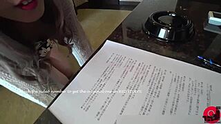 What are these uniformed asian babies doing in the free version?