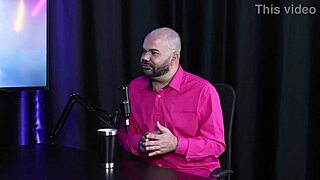 O Nome Da Empresa Sao De Pessoas Que Gostam De Sexo E Por Isso Surgiu A Tiv Models E Nao Gosta De Assistir Sexo Gay Apesar De Ser - Paulo Avelar Tiv Models Sheer Red