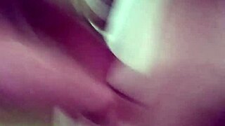 Gets Her Pussy Stretched Open to Get Fucked Hard.