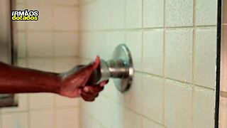 o puto safado devora rola negra dotada 😈