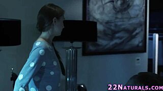 European babe enjoys a relaxing fingering session.