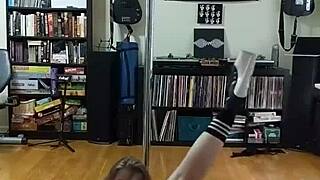 Strip da saia preta e branca