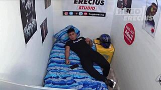 Mi Vecina Se Escapa De Su Casa Para Un Rapidín Cámara Escondida