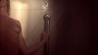 Sexy Dahlia Enjoys Relaxing Bath Time