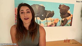 Mallory Monroe Fingers Her Juicy Pussy!