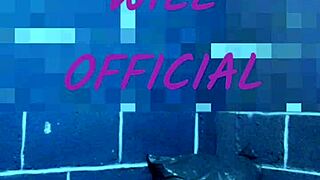 Paid tattoo artist with ass.