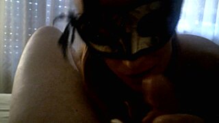 anna varentino swallows cum in hot room