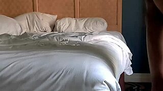 Beach View Anal Missionary Dick Giving