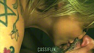 nao vou resistir esse pauzudo vai ter que comer o meu cu. quer assistir completo no cassiflix?