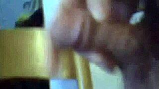Argentinian Man from Cordoba Shows His Short Penis on Webcam in Spanish