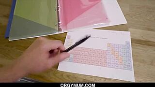 lexi luna gets her milf muff pounded