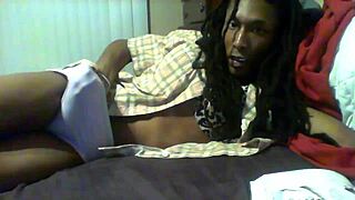 Beautiful transsexual Crystyl gets up close and personal