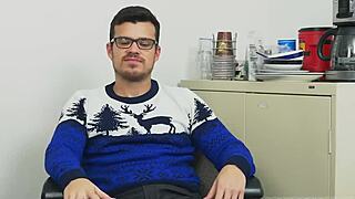 Hot Actors Fuck In Gay Sex Movie Holiday