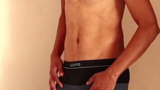 Igor E J - Novinho Gay Brasileiro!