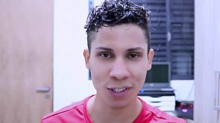 Igor E J - Novinho Gay Brasileiro!