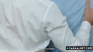 Gay bodybuilder gets rim job and face fuck