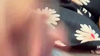 why does this greluda 18 anos gostosa chupo demais so much?