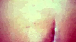 Culona rica, with big natural tits and ass