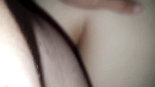 Fucking shaved pussy with panties to the side in homemade video