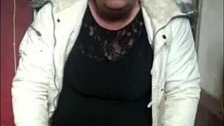 Shy crossdresser loves ass to mouth