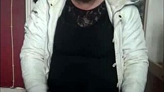 Shy crossdresser loves ass to mouth