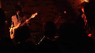 I love watching this Japanese milf deepthroat rough