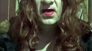 Shy bisexual crossdresser enjoys homemade machine masturbation in gay session