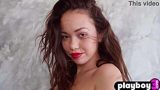 does kit rysha's perfect body turn you on?