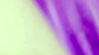 Amateur takes a sexy selfie