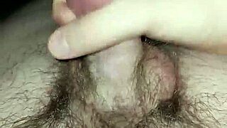 Young twink jerking off for cumshot?