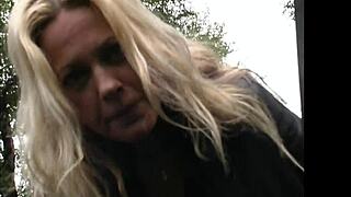 il guardone milanese scopre una sexy milf. vuoi vedere?