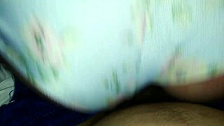 Amateur Twerks Deliciously For Sex On Top