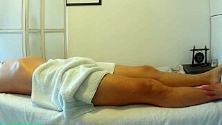 Asian masseuse gives handjob in uniform – happy ending!