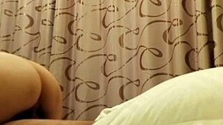 Meeting beautiful yuan jingjing in chengdu qingyang district