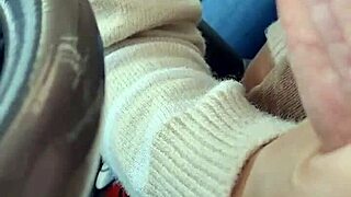 Blowjob in car swallows all and licks fingers